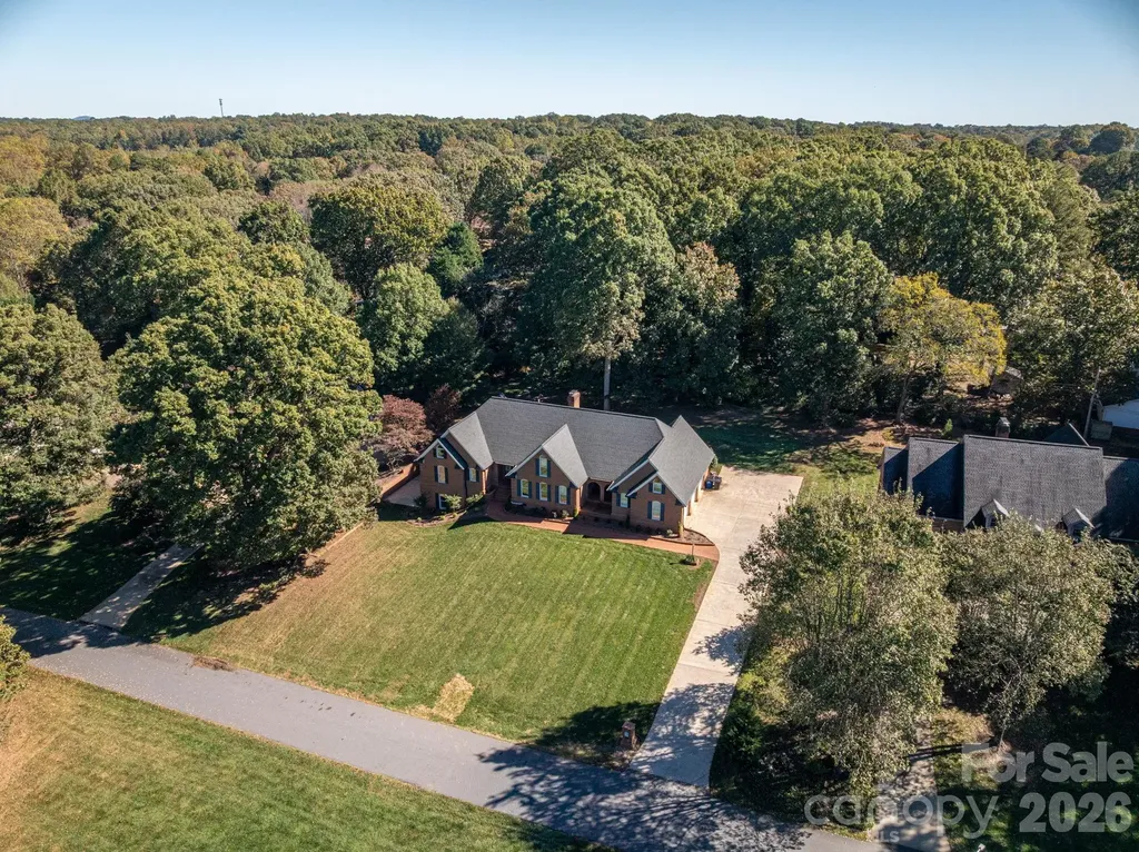 208 Hollow Road Lincolnton NC 28092