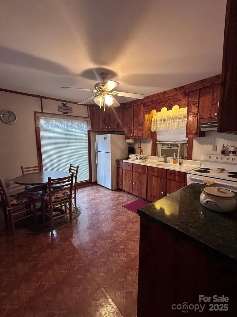 362 Melton Branch Road Bakersville NC 28705