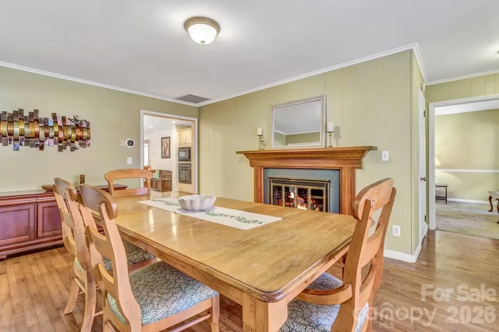 111 Hidden Pond Lane Asheville NC 28804