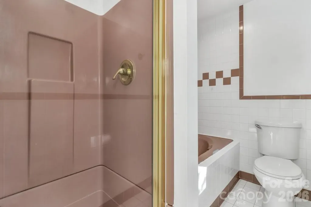 111 Hidden Pond Lane Asheville NC 28804