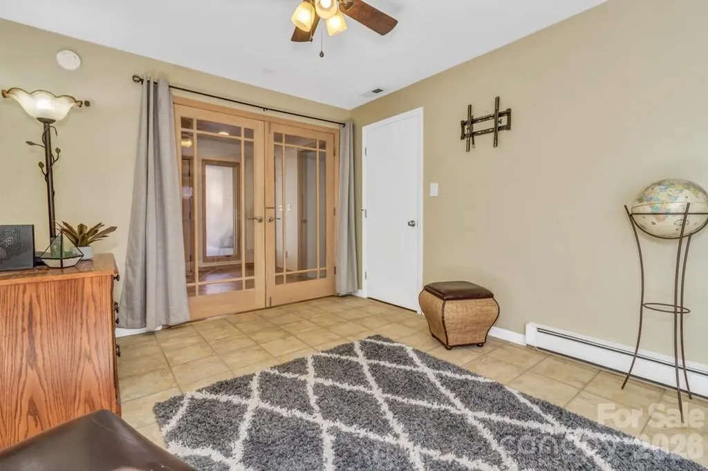 111 Hidden Pond Lane Asheville NC 28804
