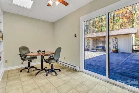 111 Hidden Pond Lane Asheville NC 28804