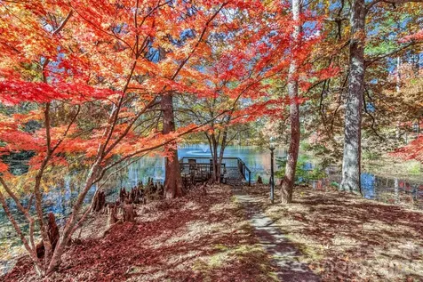 111 Hidden Pond Lane Asheville NC 28804