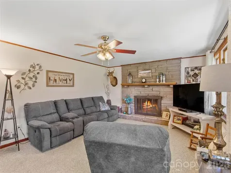 136 Roaring Spout Lane Burnsville NC 28714