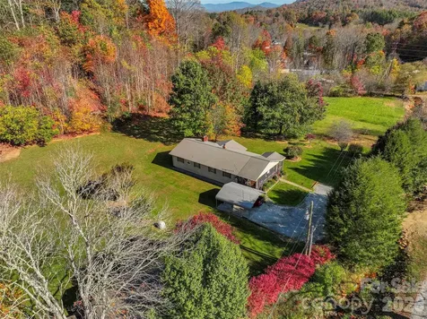 136 Roaring Spout Lane Burnsville NC 28714