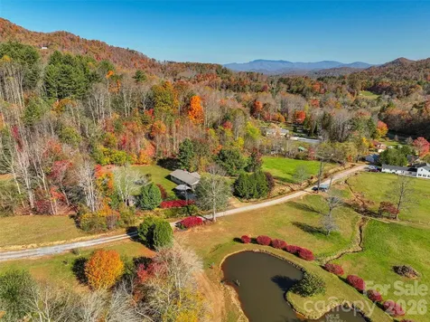 136 Roaring Spout Lane Burnsville NC 28714