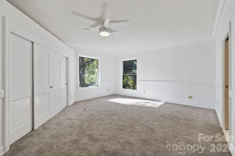 31 Ridge Drive S Hendersonville NC 28739