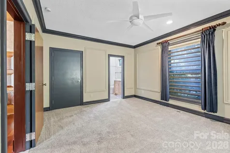 31 Ridge Drive S Hendersonville NC 28739