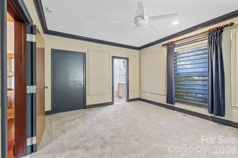 31 Ridge Drive S Hendersonville NC 28739