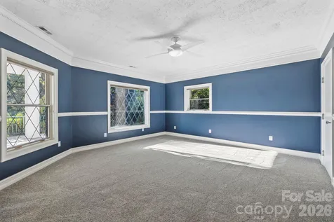 31 Ridge Drive S Hendersonville NC 28739