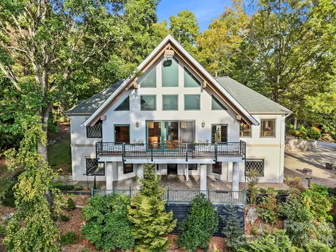 31 Ridge Drive S Hendersonville NC 28739