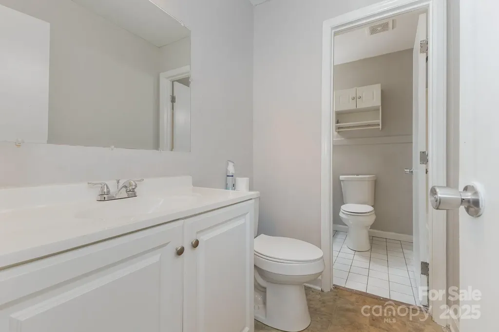 8503 Beechbrooke Road Charlotte NC 28227