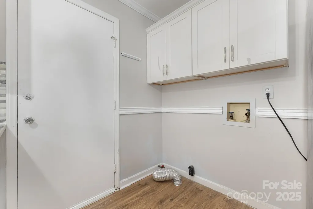 8503 Beechbrooke Road Charlotte NC 28227