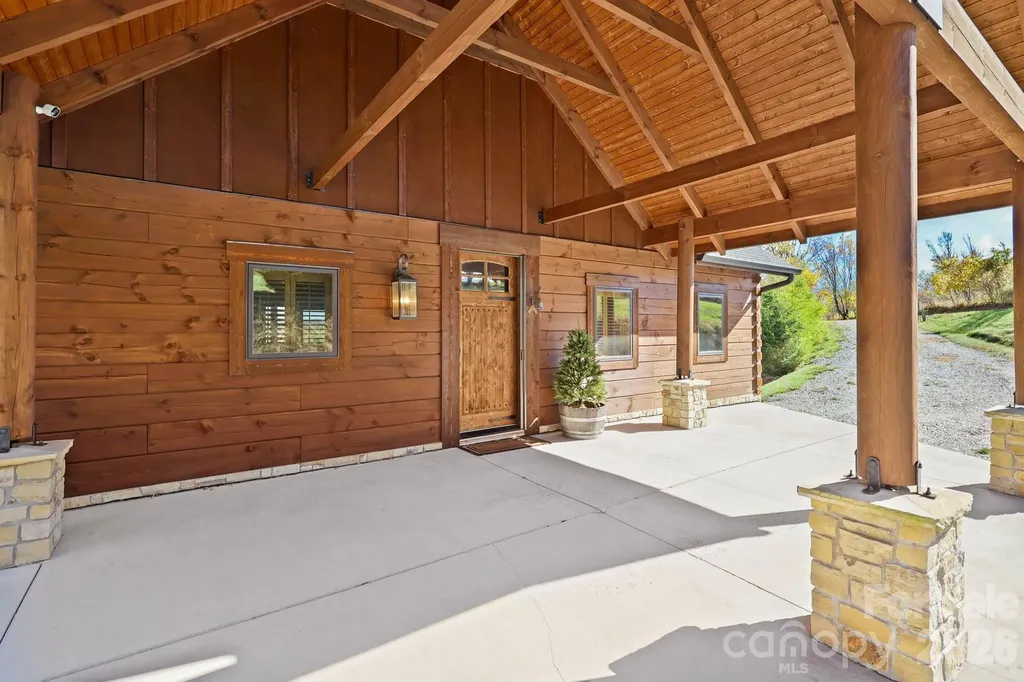 584 Grey Fox Ridge Banner Elk NC 28604