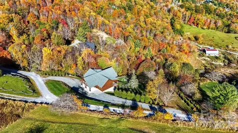 584 Grey Fox Ridge Banner Elk NC 28604