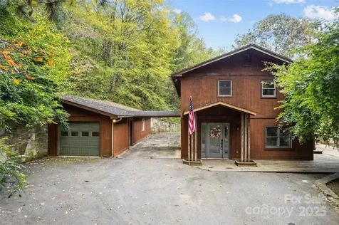 940 Haynes Cove Clyde NC 28721