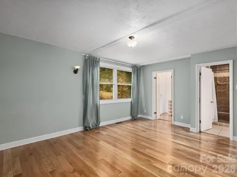 6 Star Berry Lane Fairview NC 28730