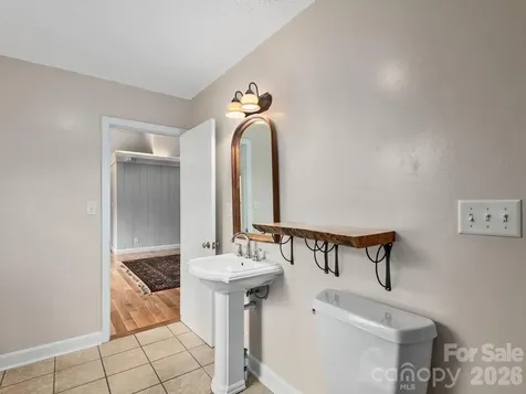 6 Star Berry Lane Fairview NC 28730