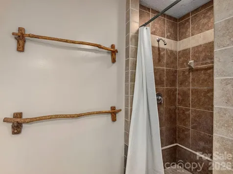 6 Star Berry Lane Fairview NC 28730