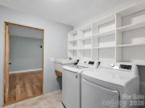 6 Star Berry Lane Fairview NC 28730