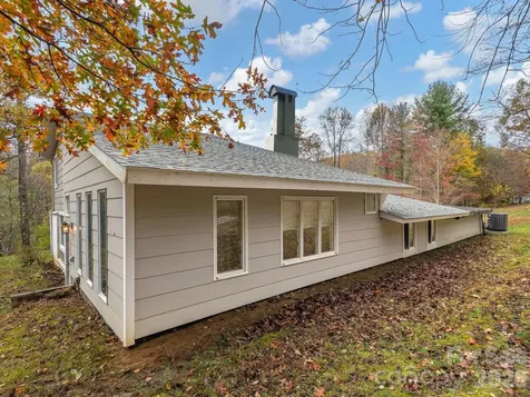6 Star Berry Lane Fairview NC 28730
