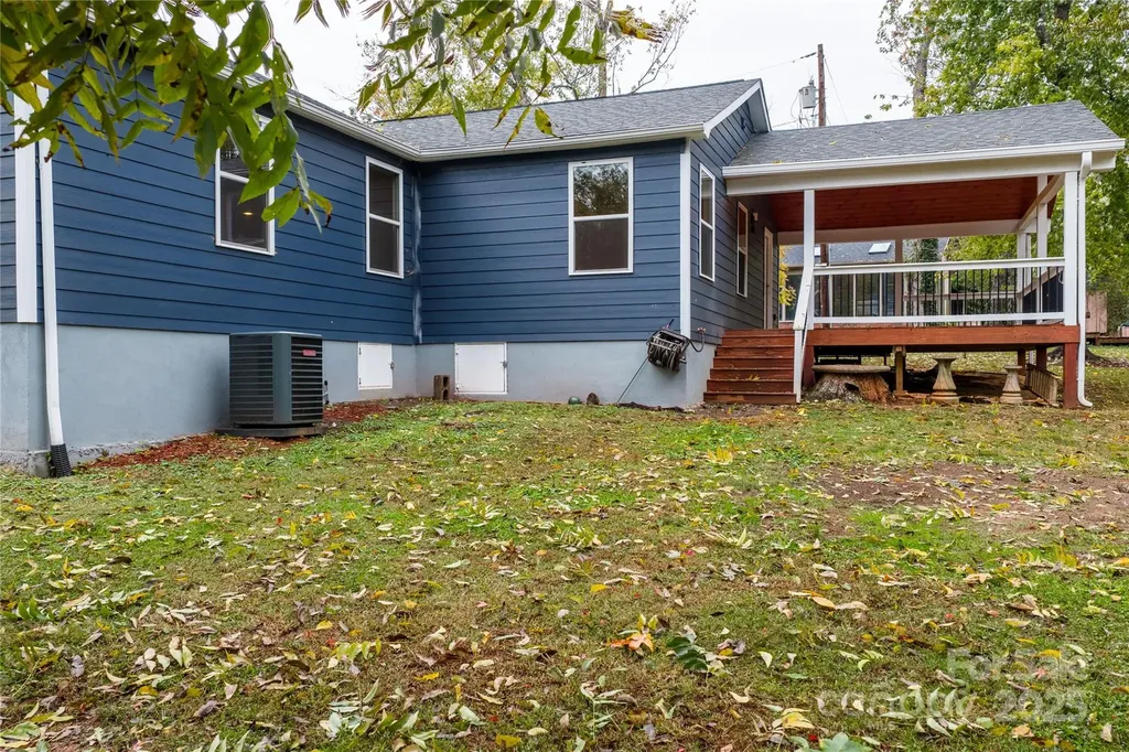 1515 Berkley Street SW Lenoir NC 28645
