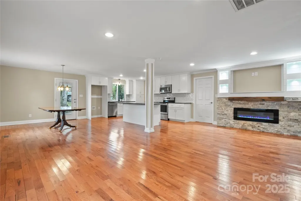 1515 Berkley Street SW Lenoir NC 28645