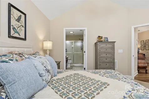 817 Wynnshire Drive Hickory NC 28601