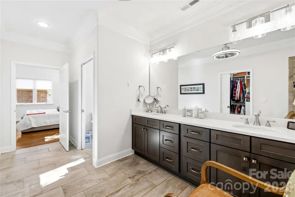1140 Golden Hill Lane Denver NC 28037