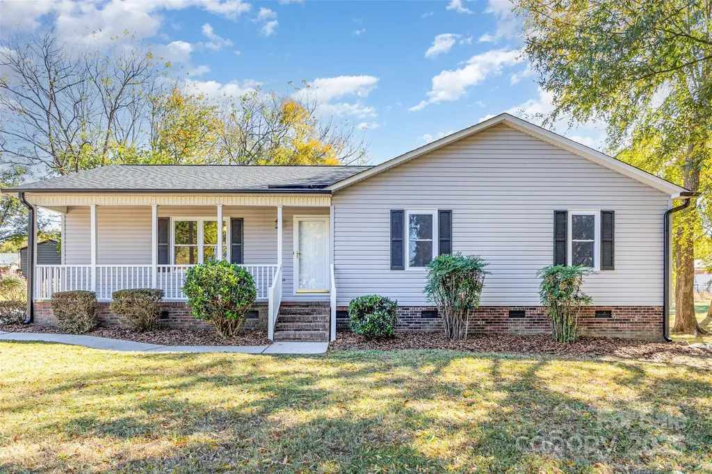 709 Robin Avenue Kannapolis NC 28081