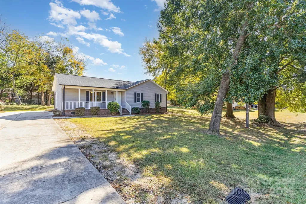 709 Robin Avenue Kannapolis NC 28081