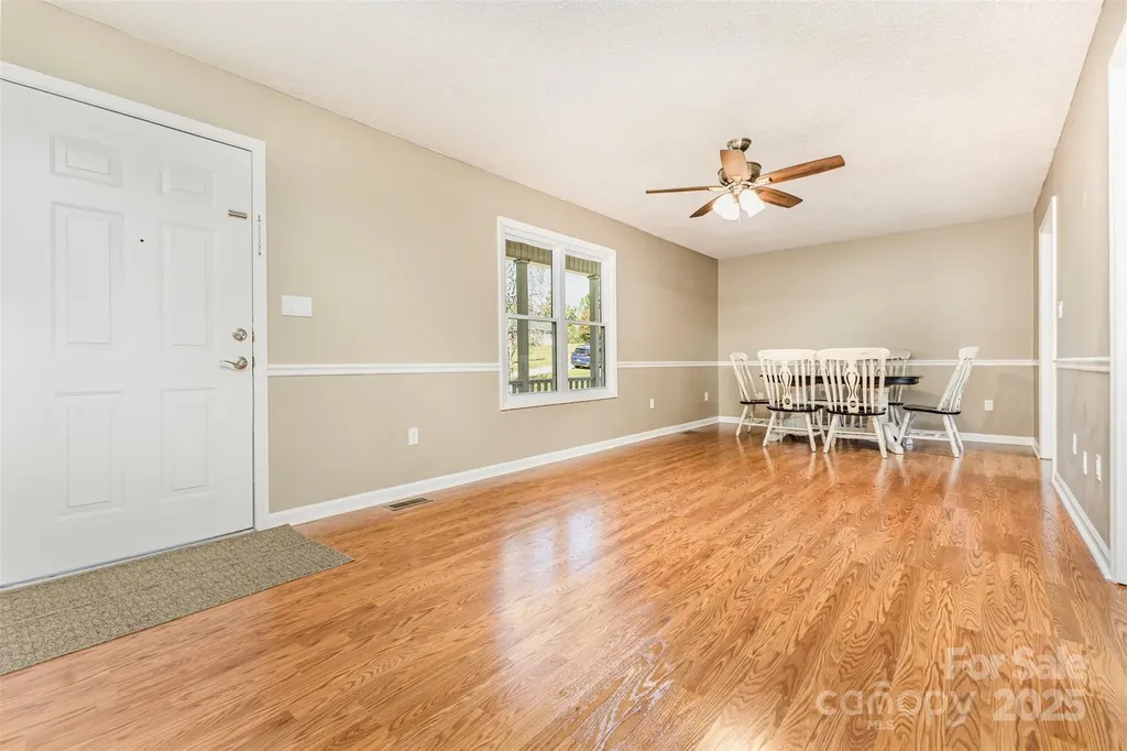 709 Robin Avenue Kannapolis NC 28081