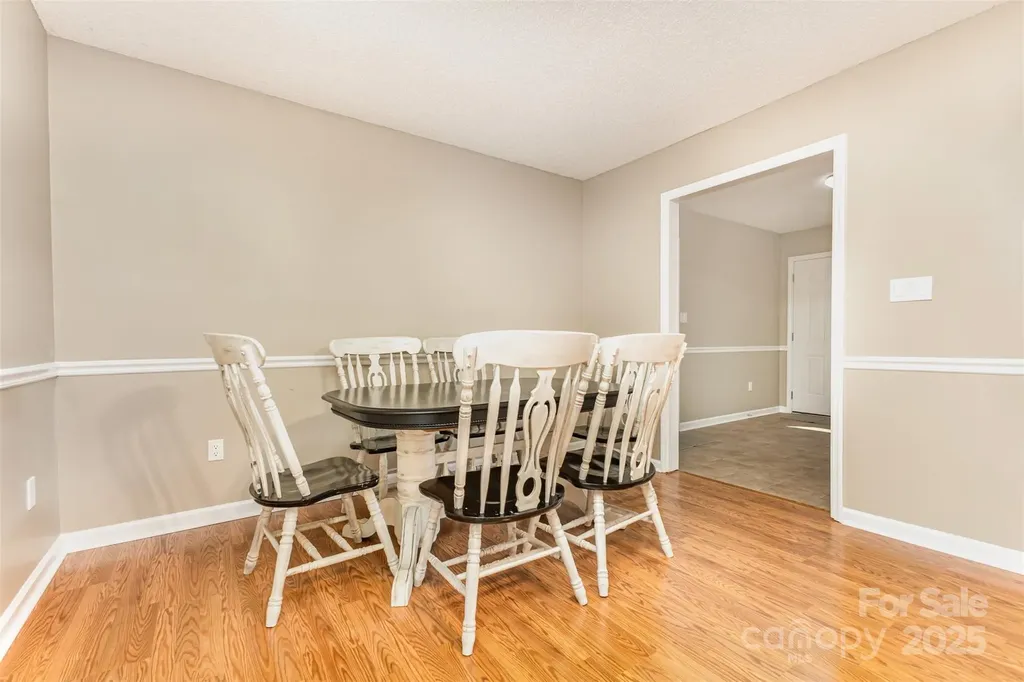 709 Robin Avenue Kannapolis NC 28081