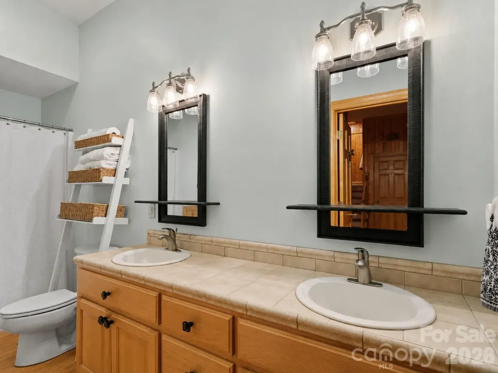 7255 Laurel Hill Drive Newland NC 28657