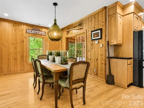 7255 Laurel Hill Drive Newland NC 28657