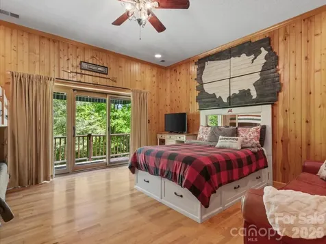 7255 Laurel Hill Drive Newland NC 28657
