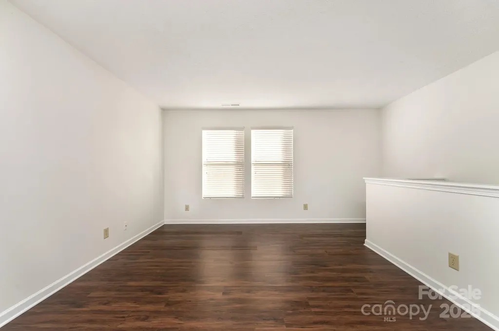 7601 Eben Drive Charlotte NC 28269