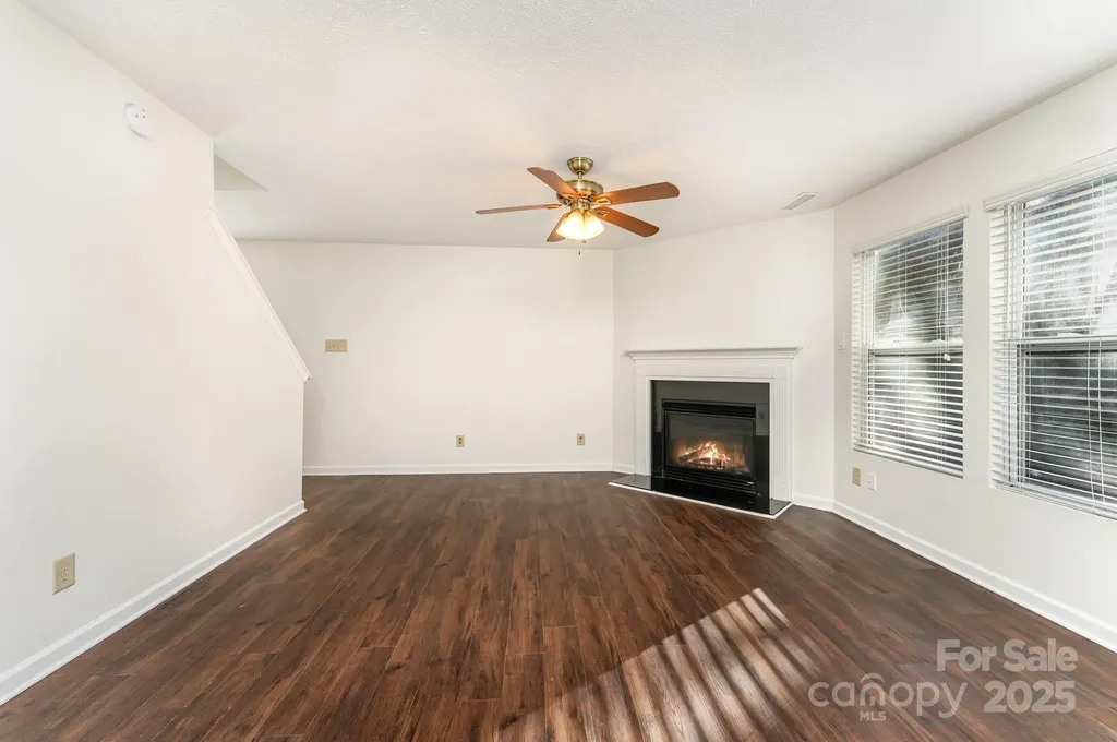 7601 Eben Drive Charlotte NC 28269