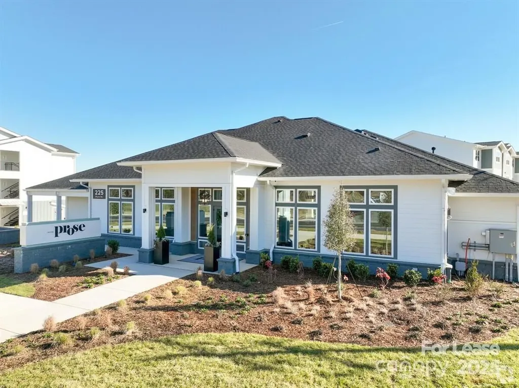 225 Rhyne Road Charlotte NC 28214