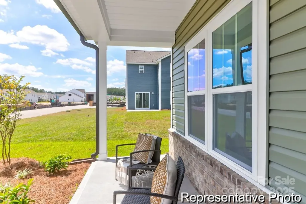 1753 Autumn Banks Way High Shoals NC 28077