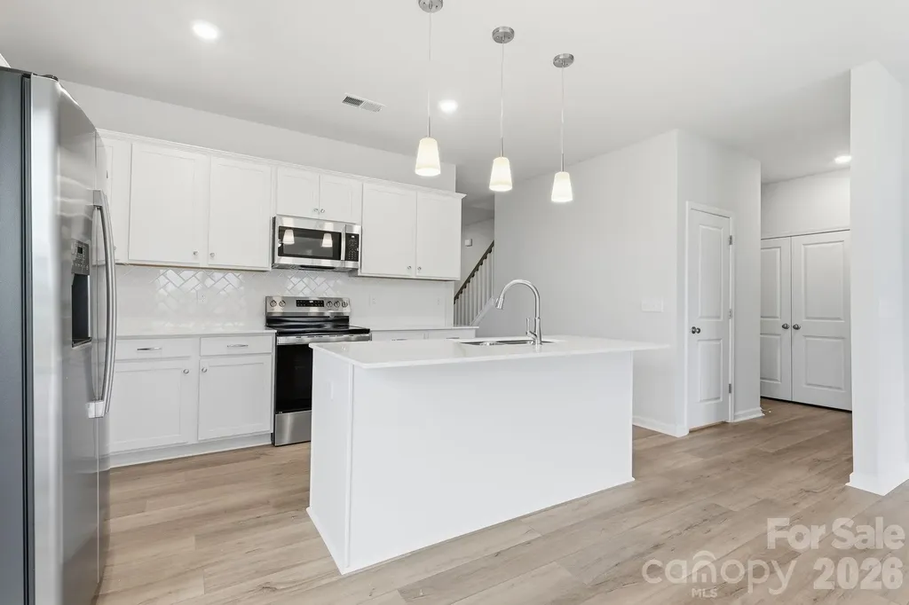 954 Leyna Court Newton NC 28658