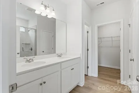 954 Leyna Court Newton NC 28658