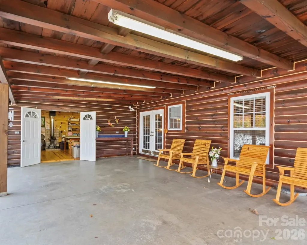 1447/1421 Ayers Mountain Road Green Mountain NC 28740