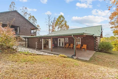 1447/1421 Ayers Mountain Road Green Mountain NC 28740