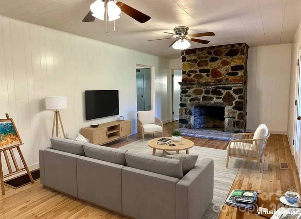 208 Murdock Road Bakersville NC 28705