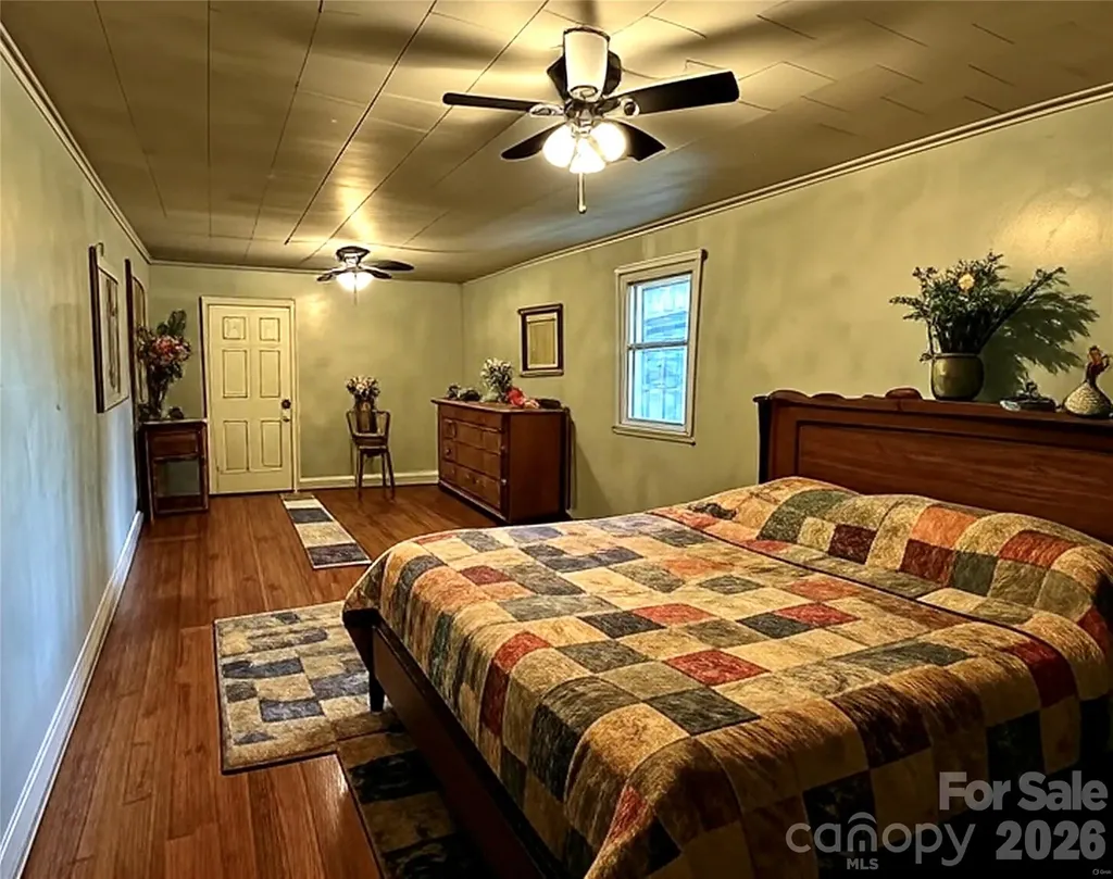 208 Murdock Road Bakersville NC 28705