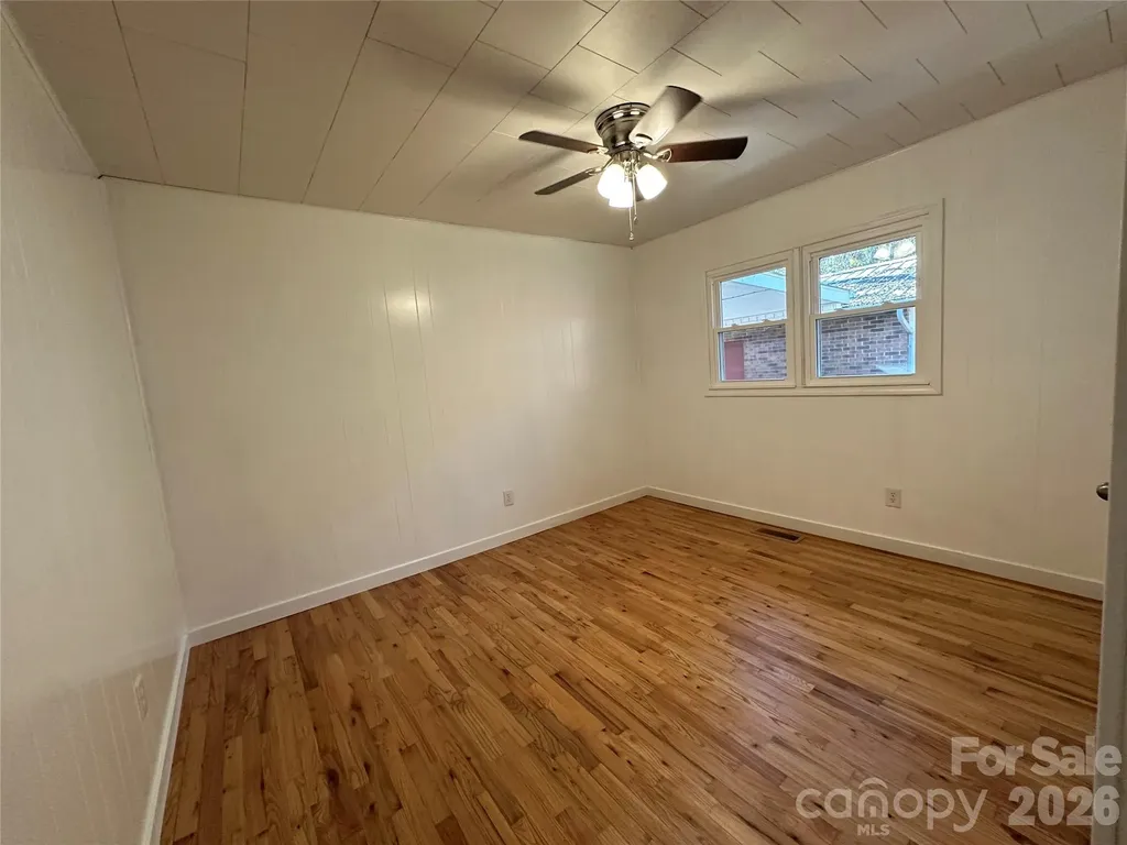 208 Murdock Road Bakersville NC 28705