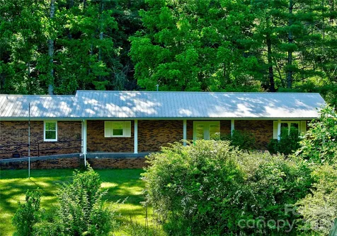 208 Murdock Road Bakersville NC 28705