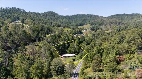 208 Murdock Road Bakersville NC 28705