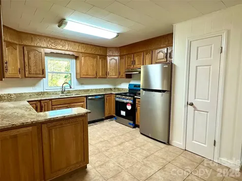 208 Murdock Road Bakersville NC 28705